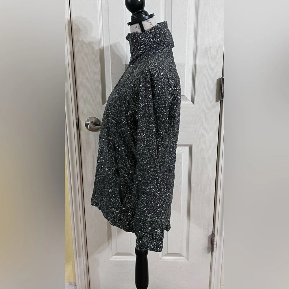 Lululemon Here To Move Jacket - Picture 8 of 13